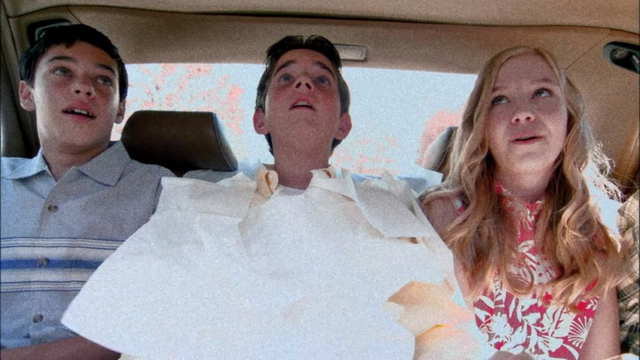 File:1x05 Charity Drive (08).png