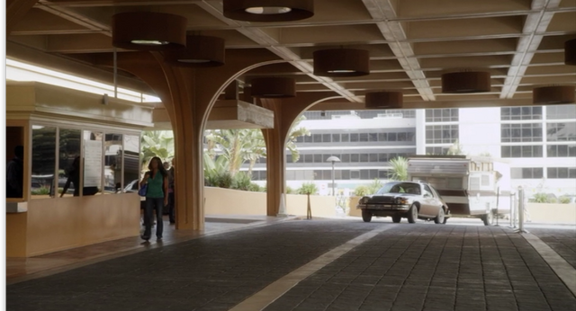 File:4x08 Red Hairing (115-0).png