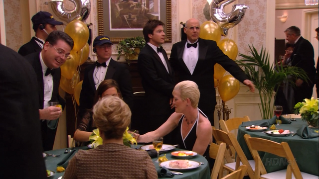File:3x09 S.O.B.s (70).png