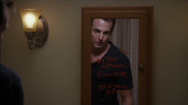 File:4x07 Colony Collapse (129).png