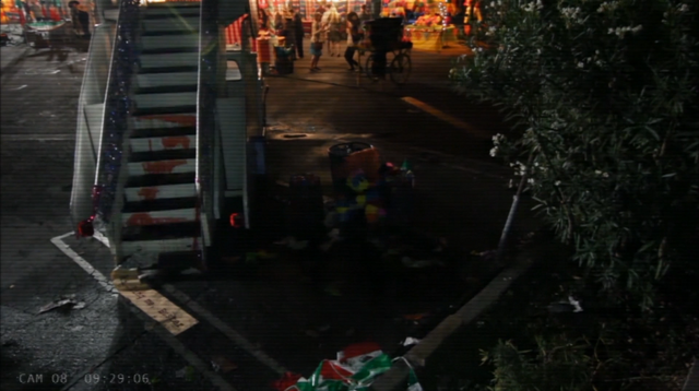 File:4x10 Queen B. (95).png