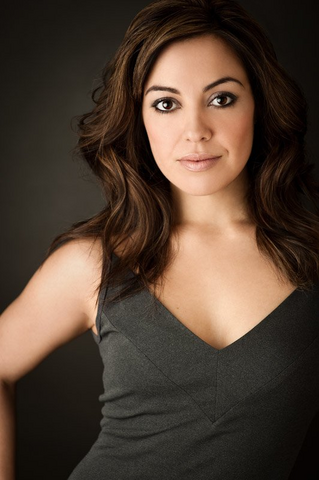 File:Alison Araya.png