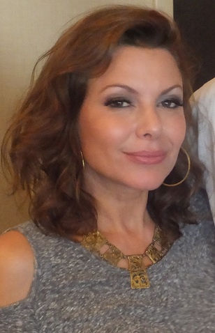 File:Kari Wuhrer.png