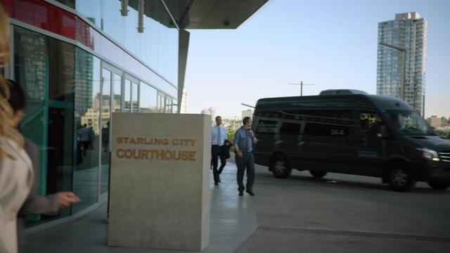 File:Starling City Courthouse.png