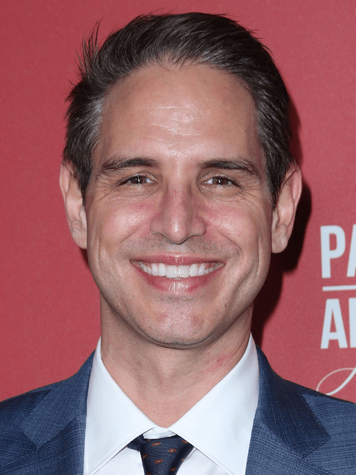 File:Greg Berlanti.png
