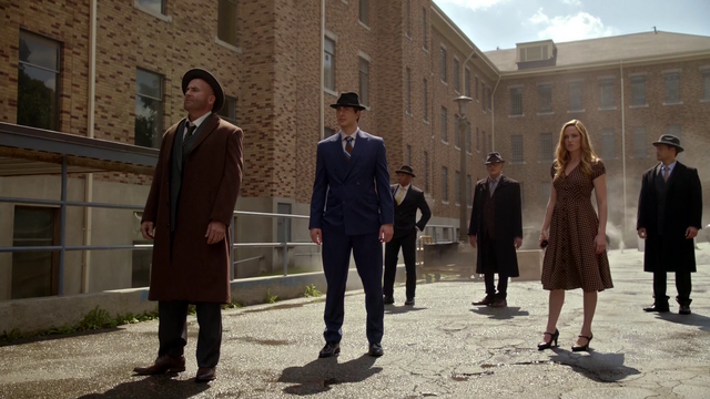 File:The Legends face the Justice Society of America.png