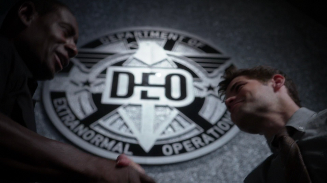 File:Winn joins the D.E.O.png