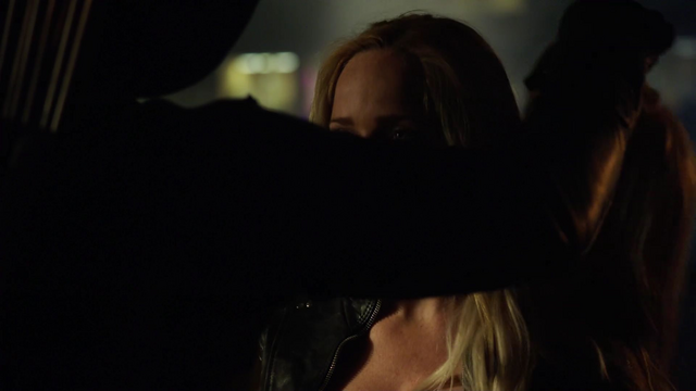 File:Oliver unmasks The Canary.png