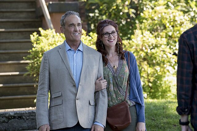 Файл:The-Flash-Flashpoint-Barrys-Parents.jpg