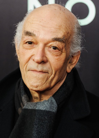 File:Mark Margolis.png