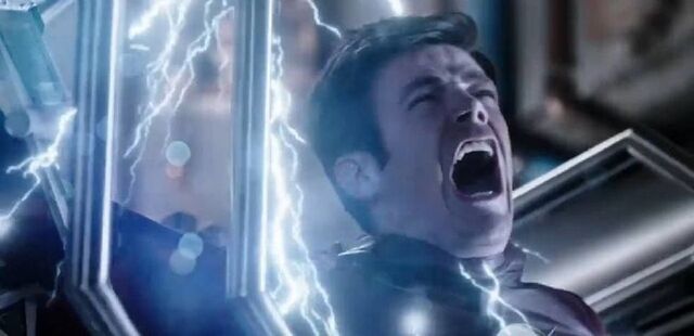 Archivo:The-flash-2x20-rupture-the-best-version-of-me-courtesy-cw-964470.jpg