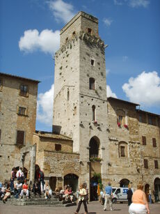 San gimignano piazza della cisterna 07 torre