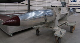 B61 Nuclear bomb - Prima Air Museum 2012.jpg
