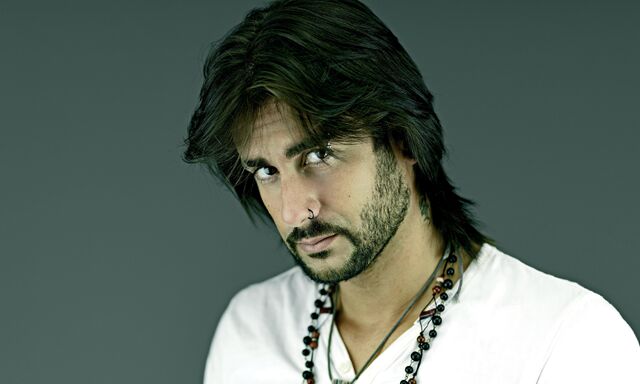 Archivo:Melendi140.jpg