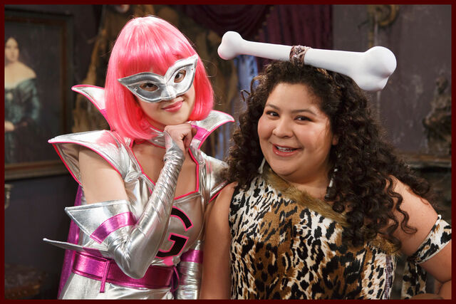 Archivo:Austinandally-2x01-005.jpg