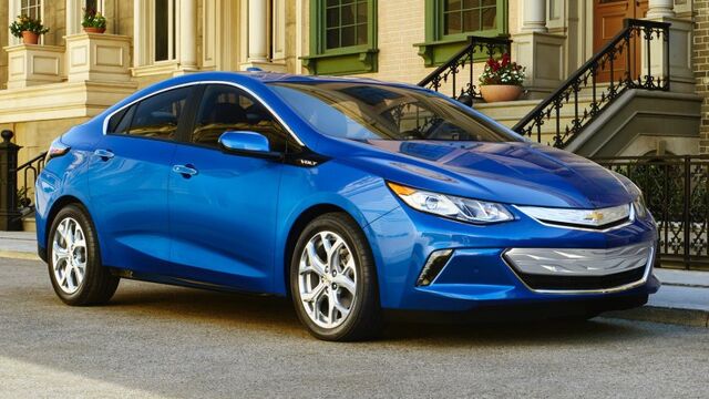 File:2016-Chevrolet-Volt-010.jpg