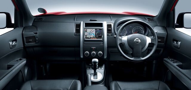 File:2011-Nissan-X-Trail-43.jpg