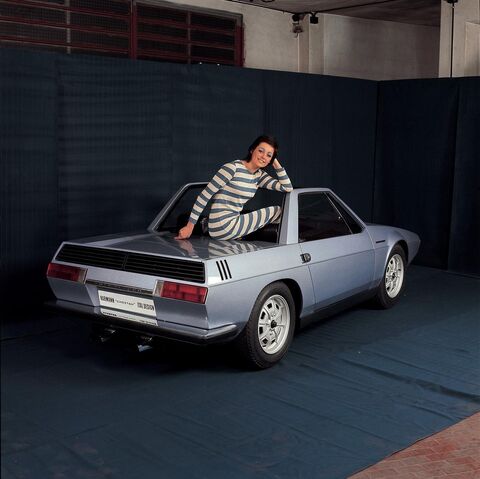File:Italdesign-vw-concepts014.jpg
