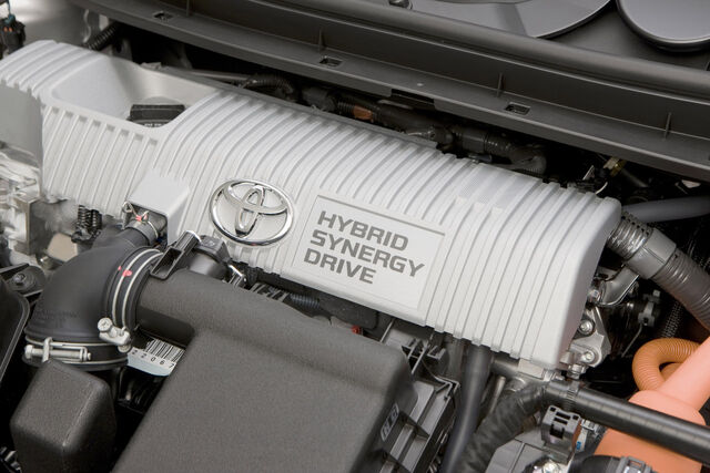 File:78 2010 toyota prius.jpg