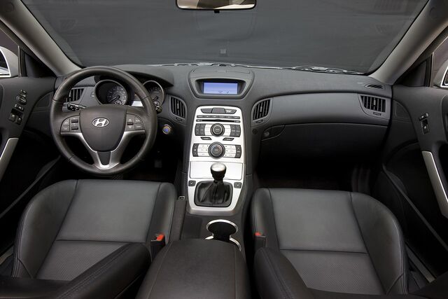 File:Genesiscoupe 461a.jpg