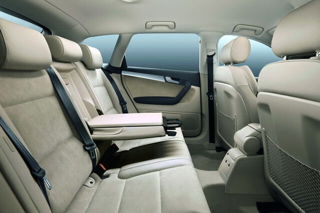 File:2011-Audi-A3-Sportback-18.jpg