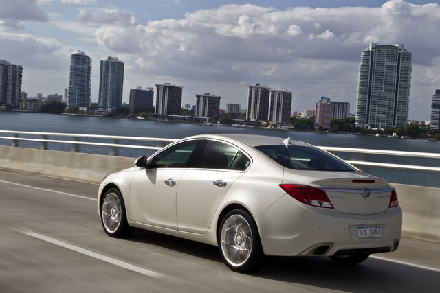 File:2012-buick-regal-gs-014.jpg