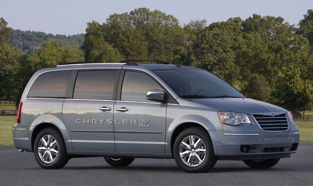 File:Chrysler-TownandCountry-EV-2.jpg
