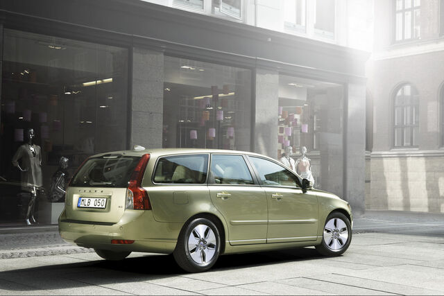 File:Volvo-DRIVe-8.jpg