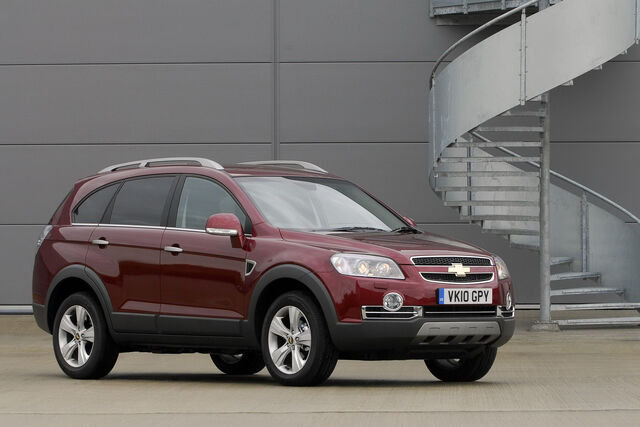 File:Chevrolet-Captiva-LTZ-2.jpg