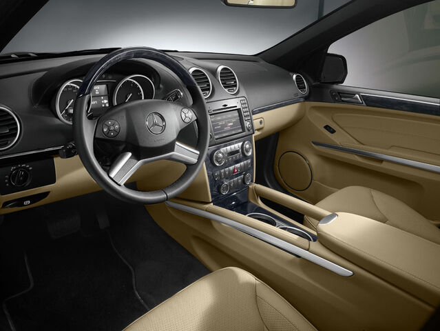 File:016 ml450hybrid.jpg