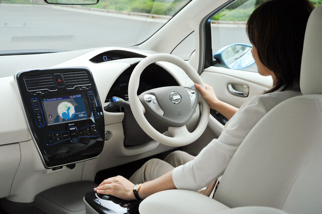 File:Nissan-leaf hi 016.jpg