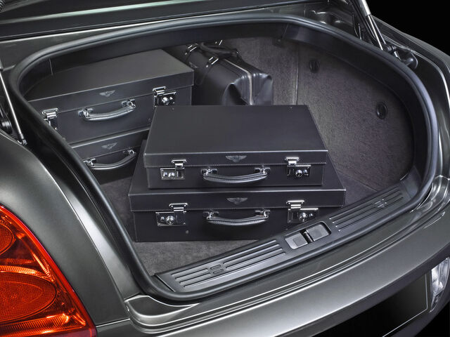 File:2005-Bentley-Continental-Flying-Luggage-1024x768.jpg
