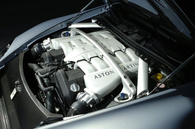 File:Aston Martin V12 Vantage RS 6.jpg