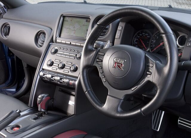 File:Nissan-gt-r 2011 45.jpg