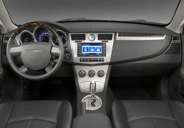 File:2010-chrysler-sebring-large 0005.jpg