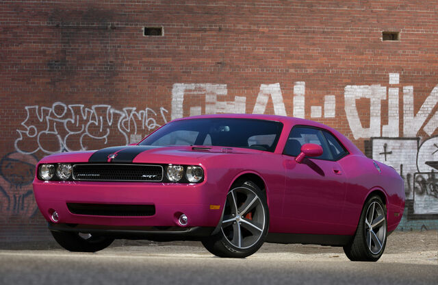 File:Furious-Fuschia-Dodge-Challenger-20.jpg