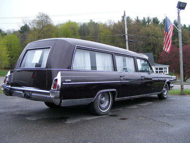 File:Buick Flxible Hearse.jpg