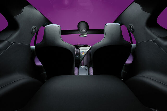 File:Toyota iQ 10.jpg