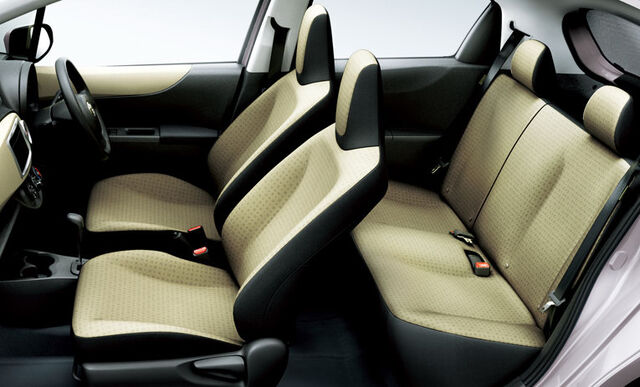 File:Toyota-Vitz-4.jpg