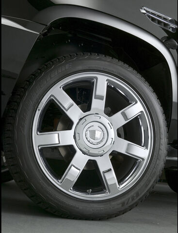 File:Cadillac-escalade 2007 10.jpg