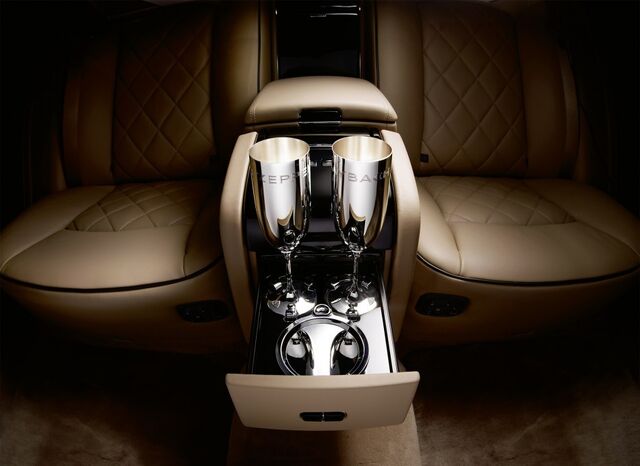File:2010 maybach zeppelin 006-0211-950x650.jpg