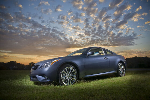 File:2011-Infiniti-G37-Coupe-Convertible-4.jpg