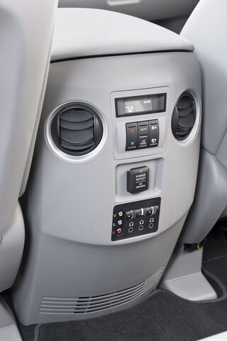 File:Pilot9-28.jpg