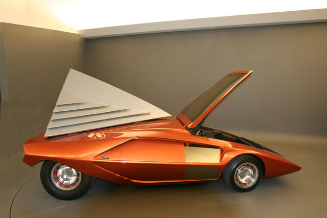 File:Lancia Stratos 0 2.jpg