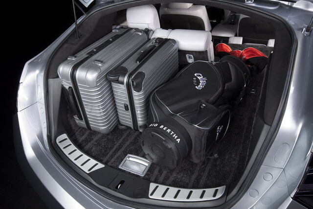 File:Zdx rear cargo 2.jpg