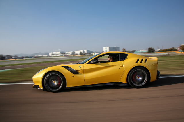 File:Ferrari-F12tdf-side-in-motion-10.jpg