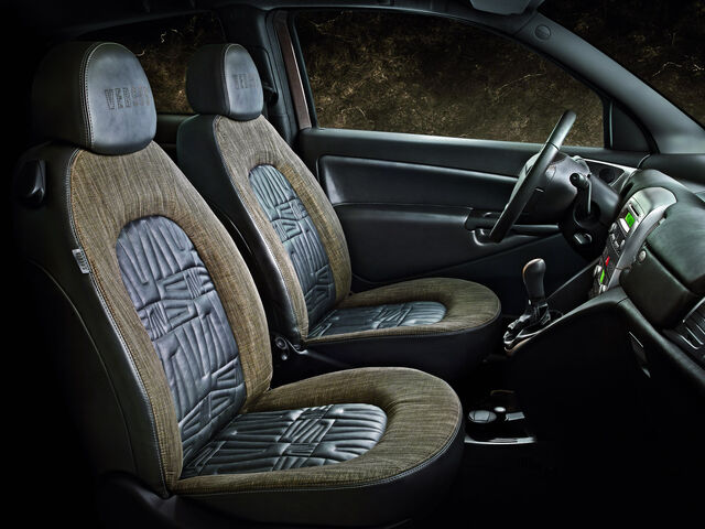 File:Lancia-Ypsilon-Versus-4.jpg
