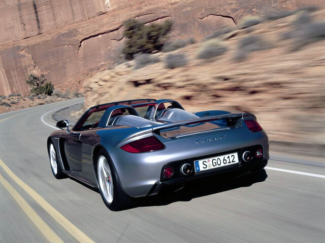 File:Porsche-carrera-gt-back-view.jpg