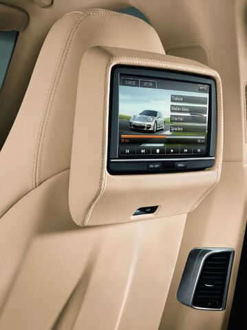 File:Porsche-Panamera-Individual-4.jpg
