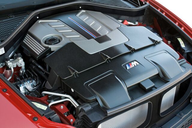 File:2010-BMW-X6M-24.jpg